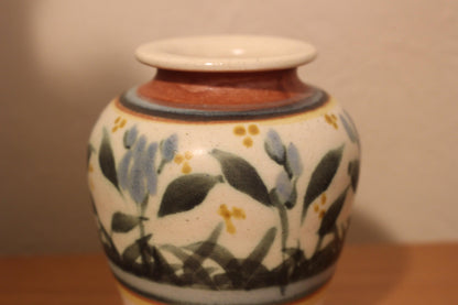 Vintage Charming Small Vintage Floral Vase